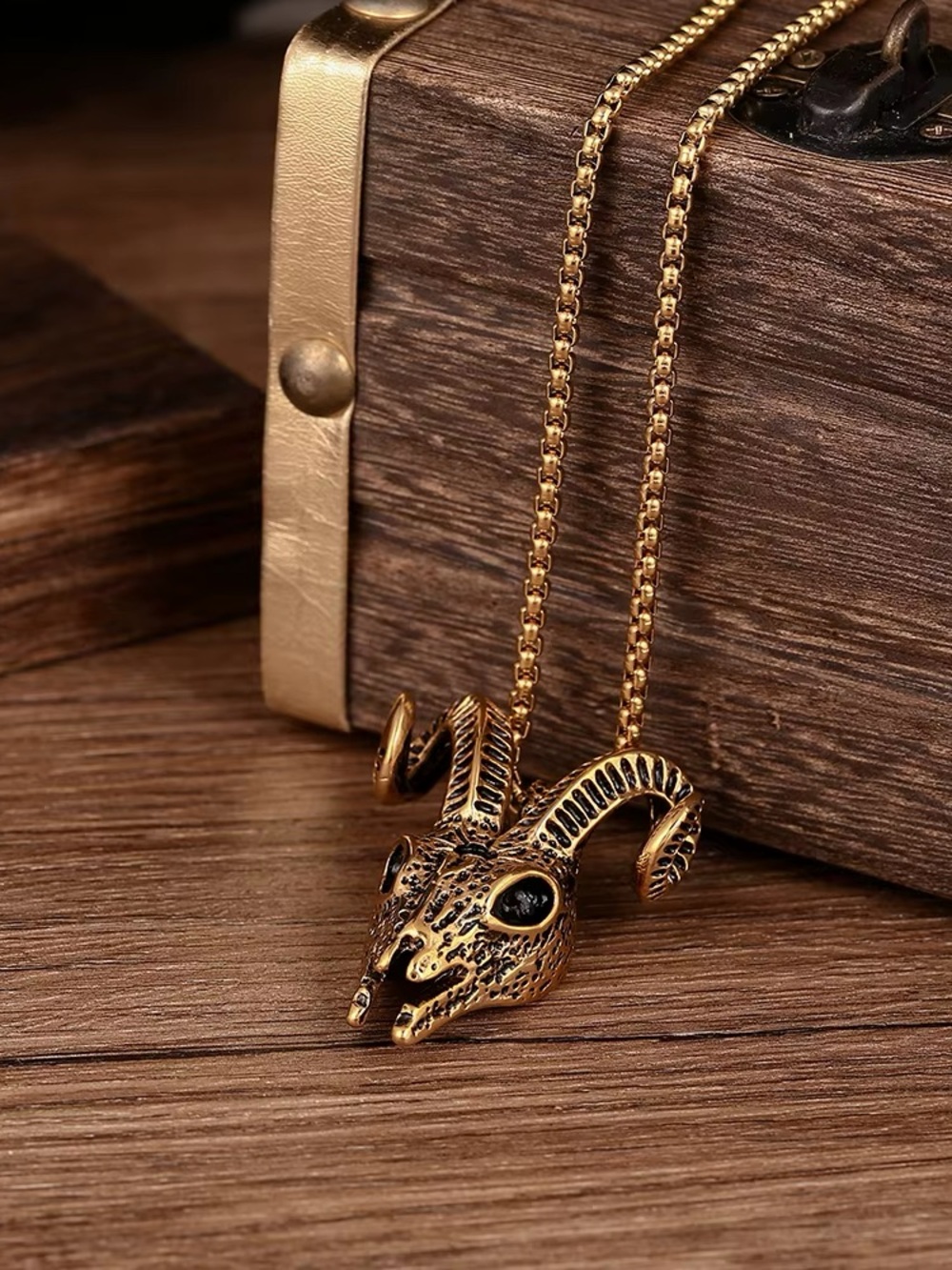 Gold Ram Skull Pendant Necklace for Men stainless steel